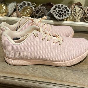 NOBULL blush trainers size 9